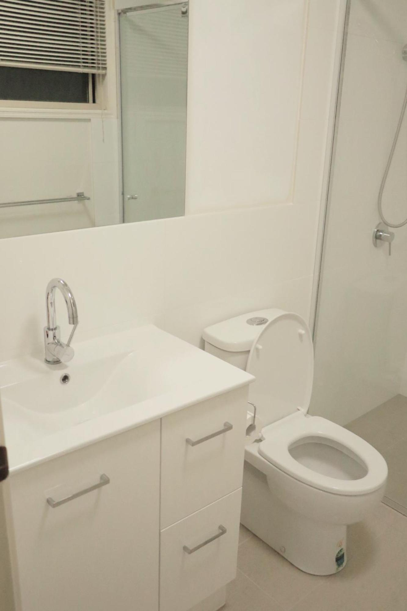 A Spacious With Private Toilet Gold Coast